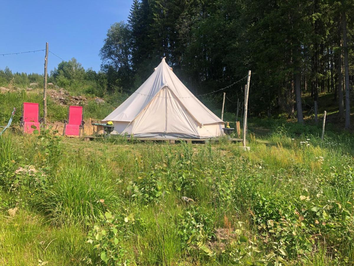 Готель Glampingtaelt Турсбю Екстер'єр фото