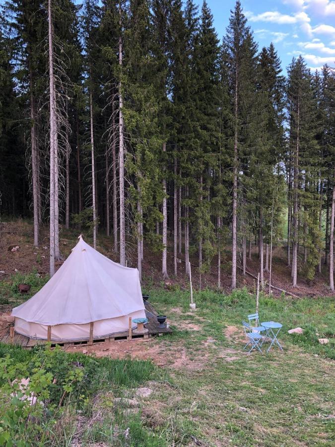Готель Glampingtaelt Турсбю Екстер'єр фото